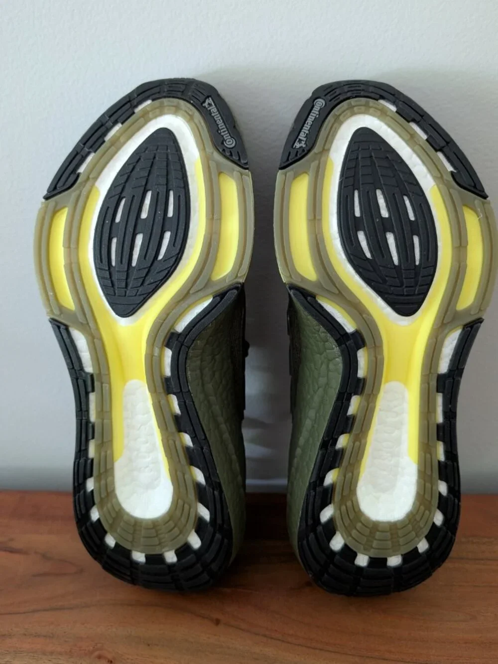 Adidas Ultraboost 21 - men's size 10 - NIB/NWT - focus olive / acid yellow